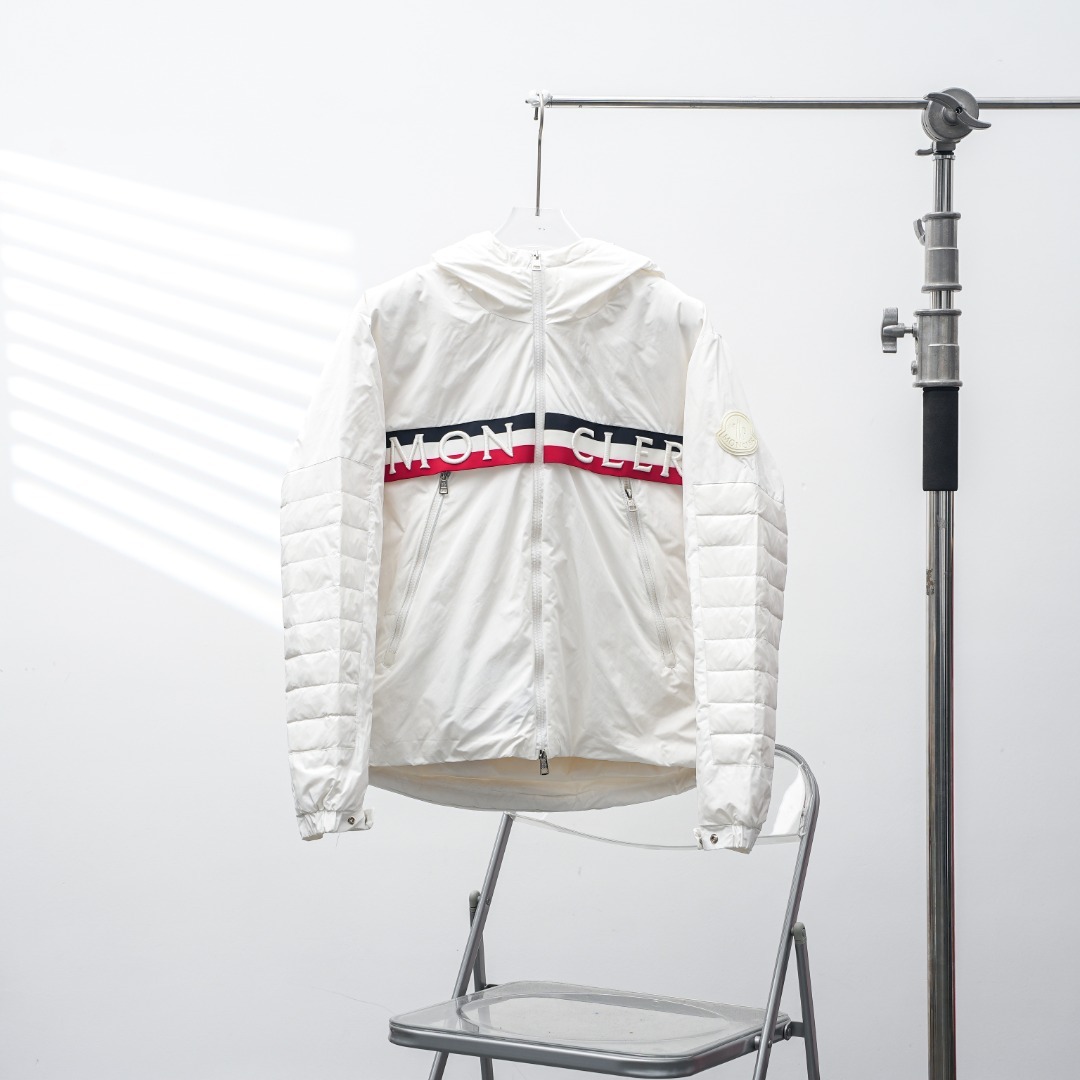 M0ncler 628547 SS21 LOGO Down Jacket 2 Colors
