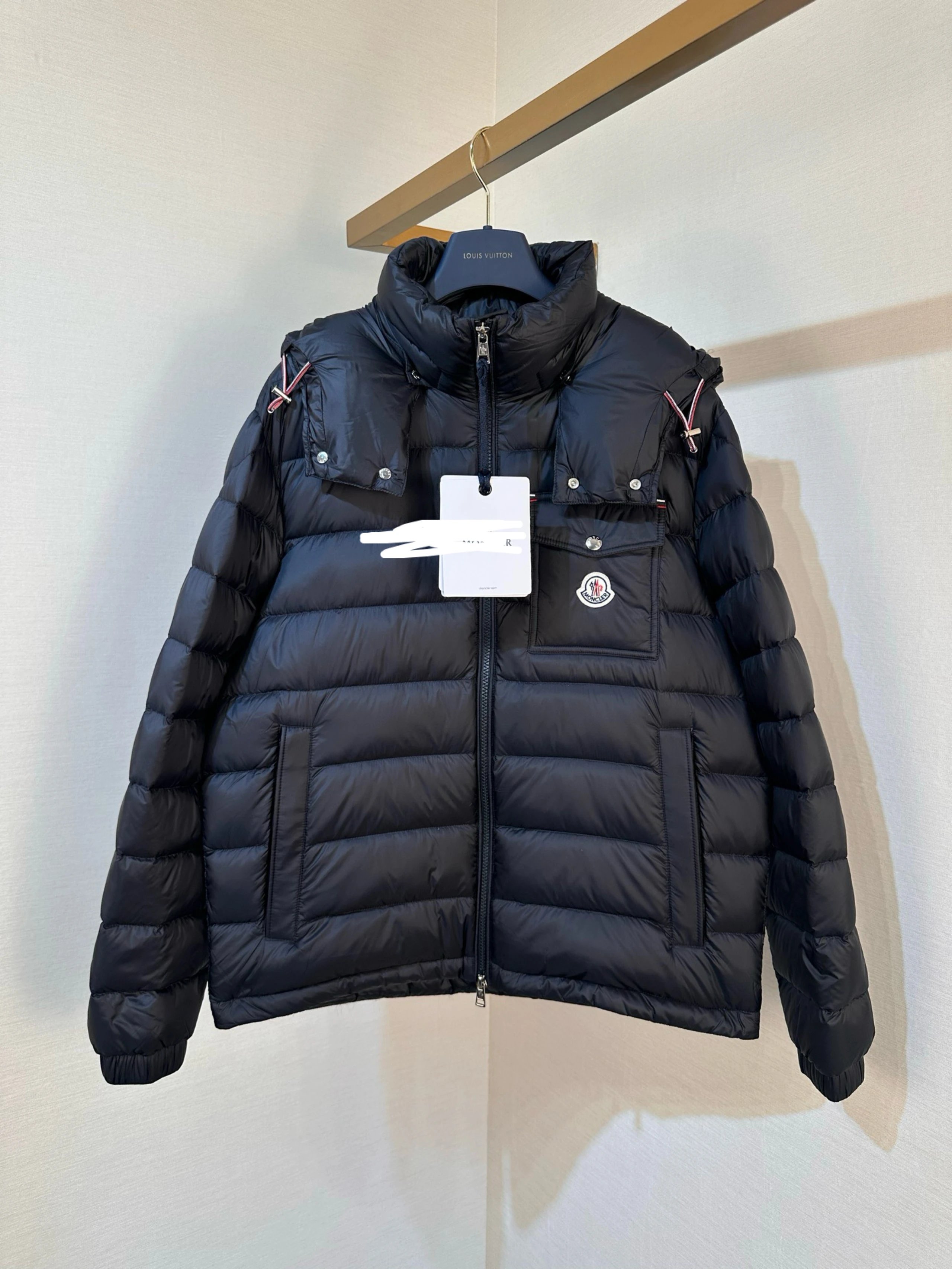 M0ncler Fw26 Verith Hooded Down Jacket 2 Colors