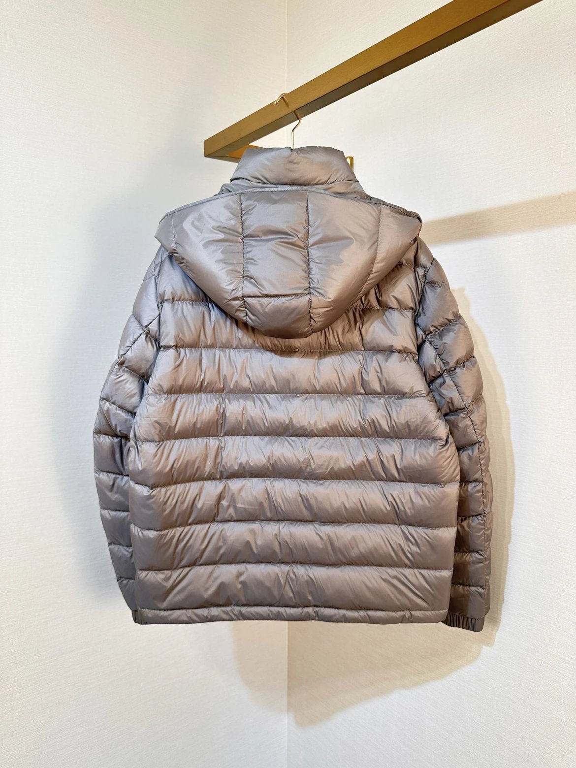 M0ncler Fw26 Verith Hooded Down Jacket 2 Colors