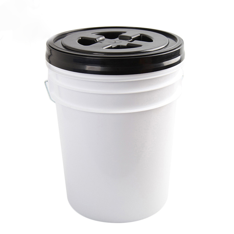 Car Wash Bucket (5 Gallon Bucket + Grit Guard + Gamma)