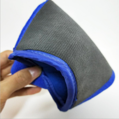 Clay Mitt Auto Detailing Medium
