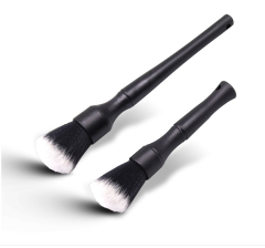 Microfiber Detail Brush