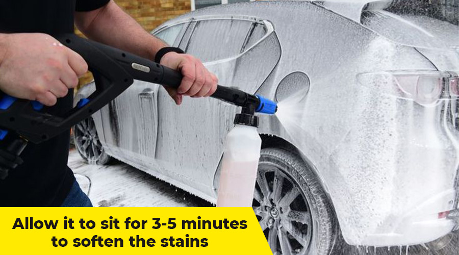 Pre-wash soap application with foam cannon