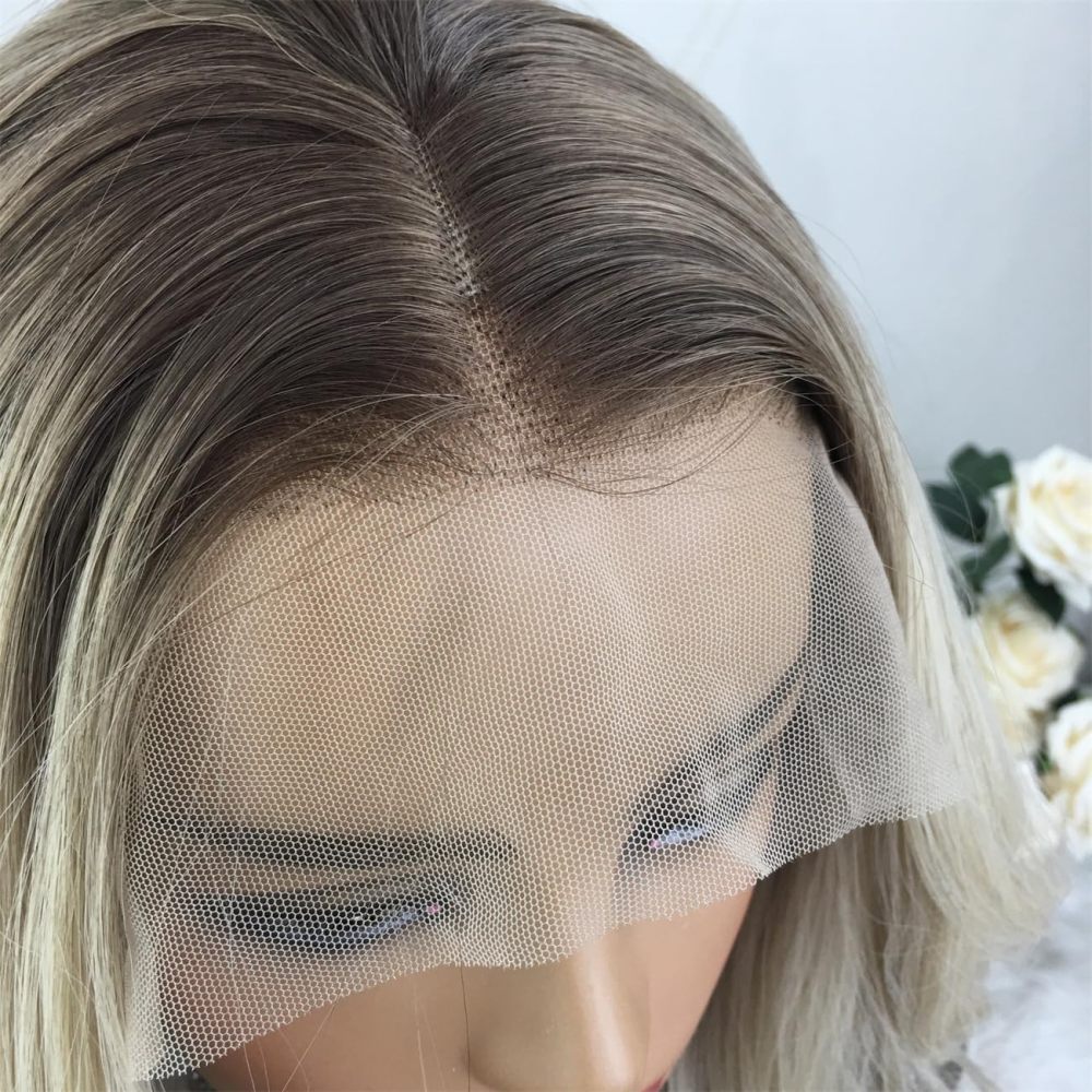 Aisom Ash Platinum 18“ Wave Highlight Wig Mixed Brown and Blonde Color Ombre Lace Front Wigs for Women Synthetic Wig (Highlight Ash Platinum)
