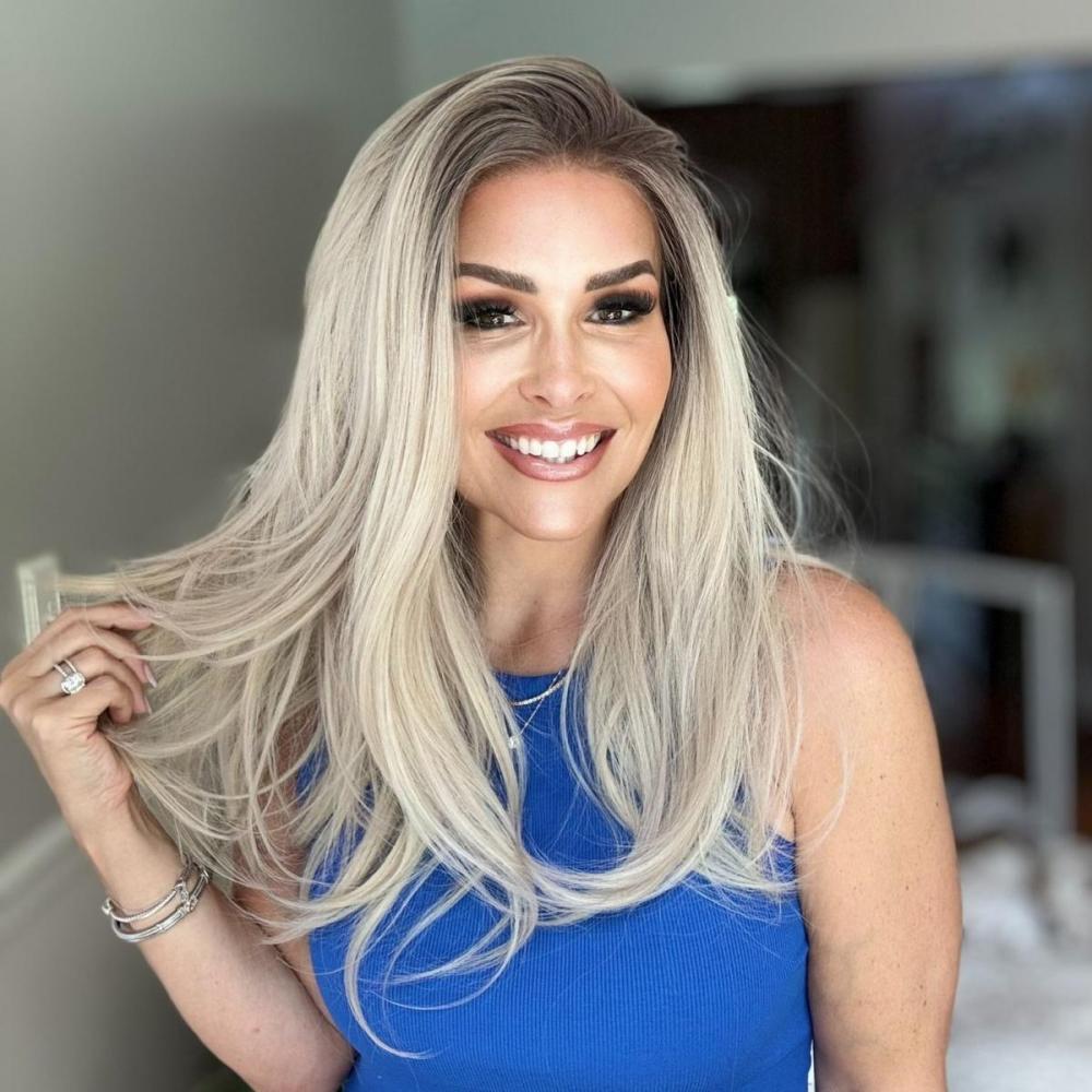 A15 by AISOM Ombre Ash Blonde Synthetic Lace Front Wig 21 inches 13*4 Free Part Glueless Natural Straight Heat Resistant Fiber Heat Friendly for Women Daily Party Use