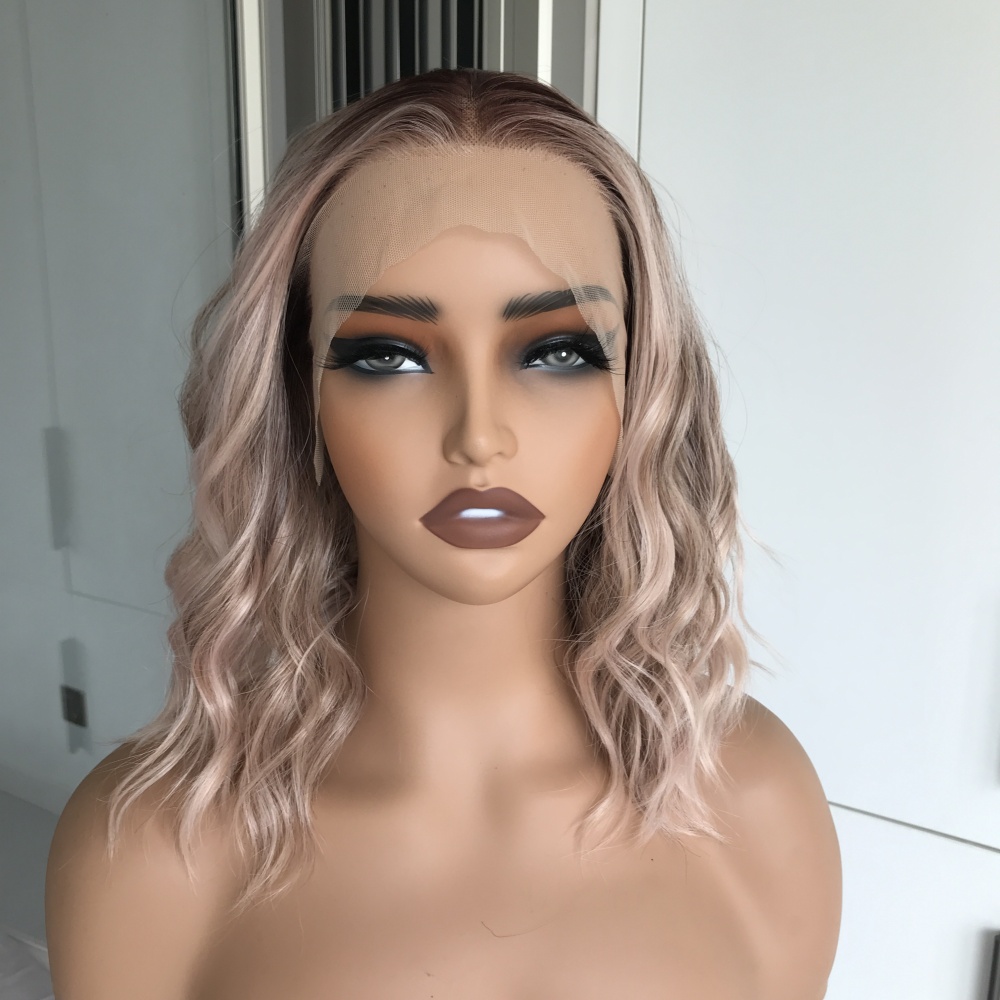 Chloe by AISOM Short Water Wave 12 Inches Apricrown Free Part Synthetic Lace Front Wig with Scandinavian Hairline Low Density for Summer