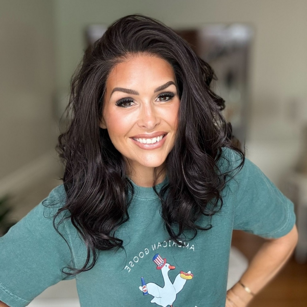 A79 by AISOM Loose Wave 16 Inches Dark Roast Free Part Synthetic Lace Front Wigs Pre Plucked Heat Friendly Synthetic Wig Low Density Natural Black