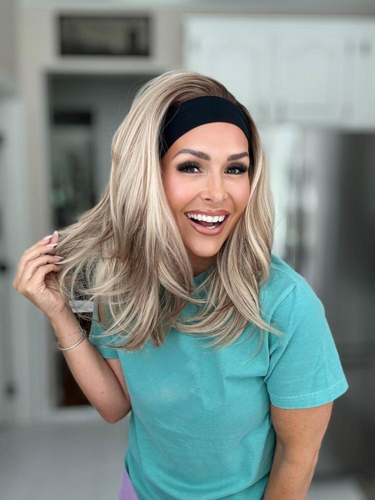 Lena by AISOM Layered Straight Headband Wig Warm Blonde Highlight for Women 16 Inches Friendly for Beginner Low Density