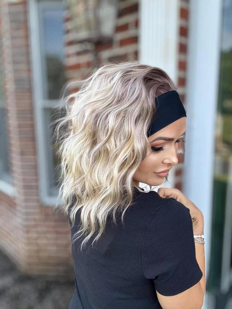 Harper by AISOM Short Water Wave Toasted Beige Headband Wig 12 Inches Easy to Wear Friendl for Beginner Synthetic Hair Low Density