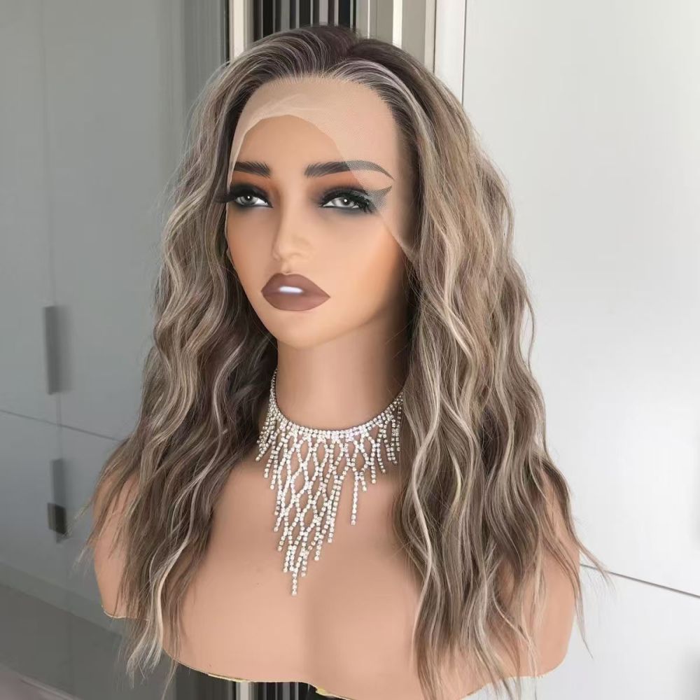 AISOM Mila Hazelnut Water Wave Free Part Lace Front Wig with Scandinavian Hairline 16 Inch Heat Friendly Synthetic Lace Wig for Womem Low Density Daily Use