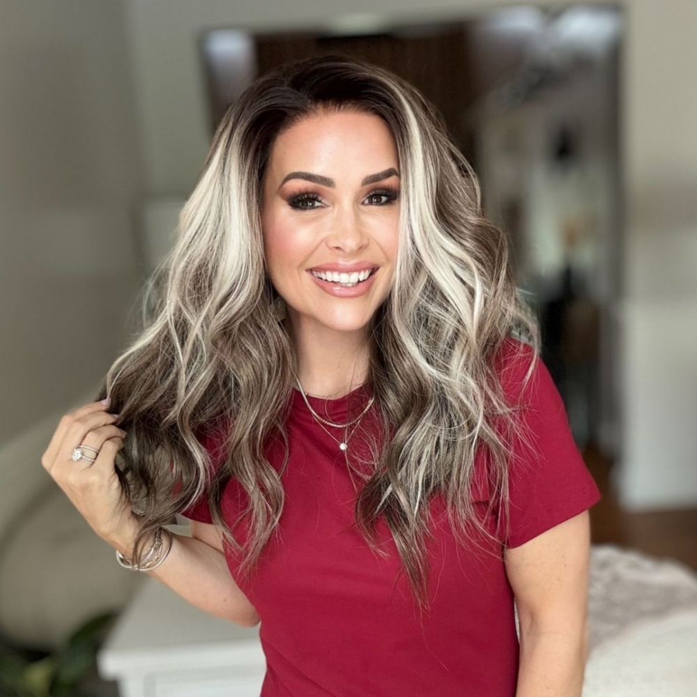 A06 by AISOM Free Part Beach Wave Brunette with Blonde Highlight Natural Hairline Low Density 13x4 HD Lace Front Wig 18 inches Heat Friendly Synthetic Hair