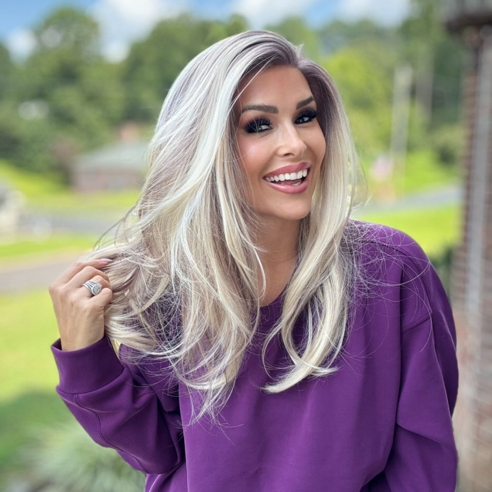 A22 by AISOM Bright Blonde Mix Light Brown Layered Straight 20 inches 13*4 Free Part Lace Front Wig Heat Friendly Pre Plucked Women's Wig