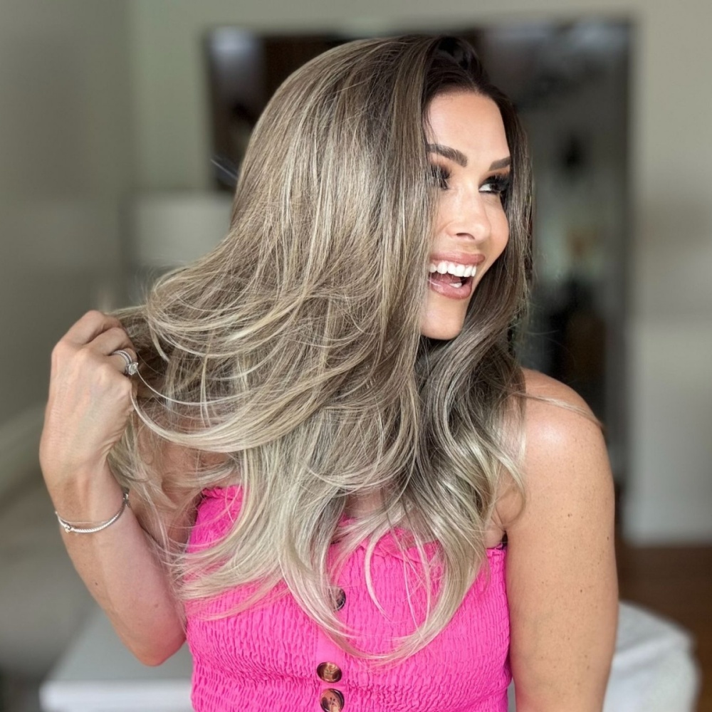 A17 by AISOM Brunette Blonde 13x4 Free Part Lace Front Women's Wig 20inch with Dark Root Heat Friendly for Daily Use,Party