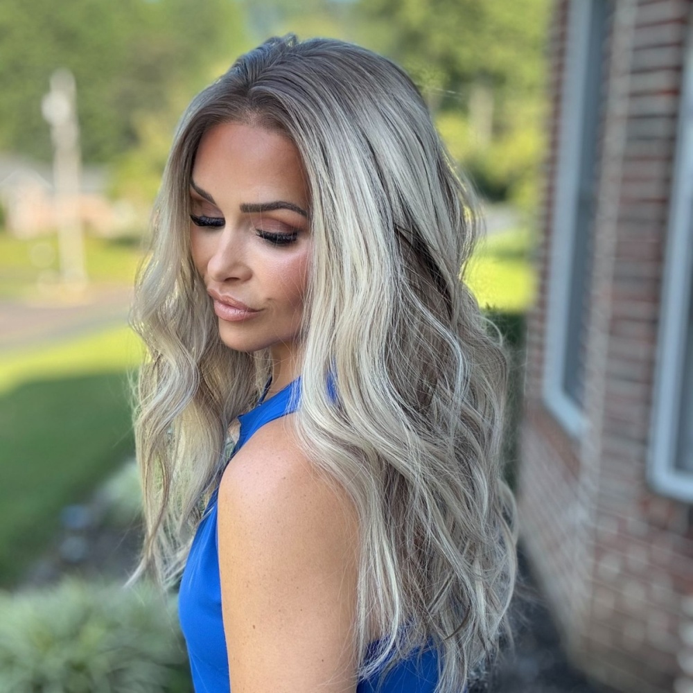 A27 by AISOM Cool Toned Ash Blonde Highlight Body Wave 20 inches T Part Pre Cut Pre Plucked Ready to Go Gluless Wig for Women Heat Friendly