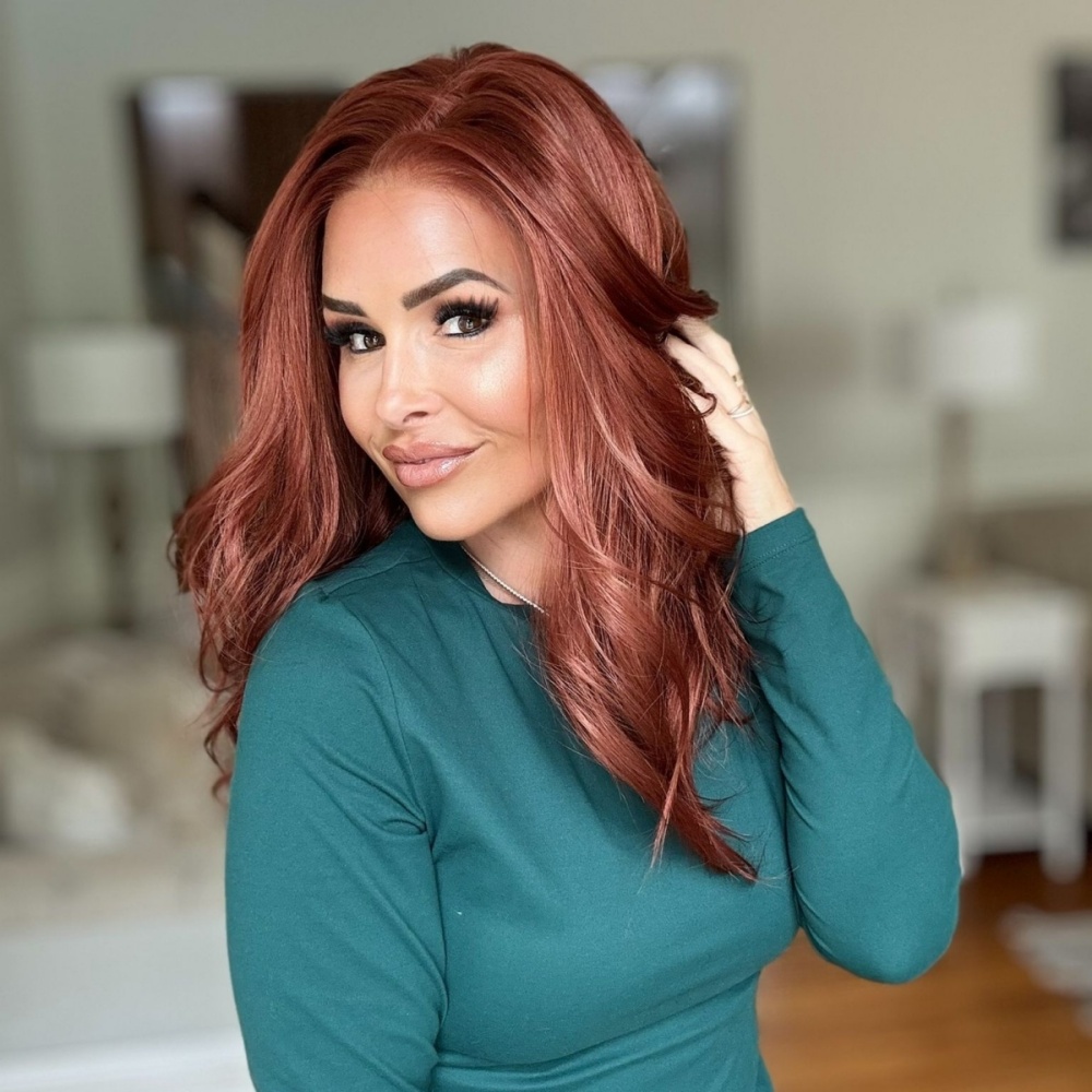 A08 by AISOM 13*6" Free Part Lace Front Wig Copper Color Synthetic Lace Wigs for Women Natural Wave 16 inches Natural Looking Heat Friendly Daily Party Use