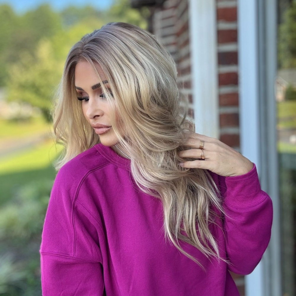 A28 by AISOM Pre Cut Pre Plucked T Part Warm Blonde Highlight Wave Wig 20 inches Synthetic Lace Front Wig for Women Ready to Wear