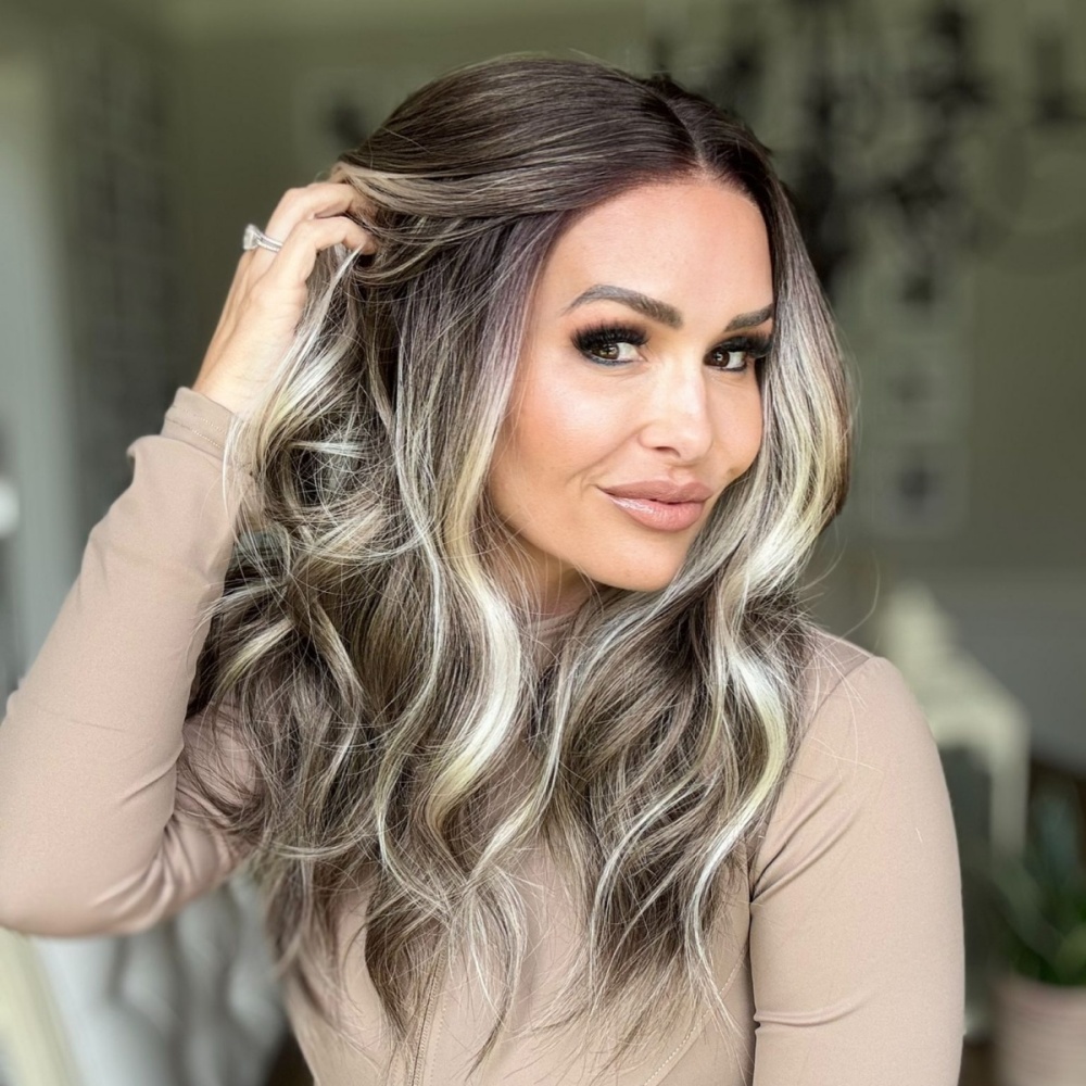 A64 by AISOM Pre Cut Brunette Blonde Highlights Body Wave 18 inches T Part Wear and Go Glueless Wig Heat Friendly Synthetic Lace Front Wig for Daily Part Use