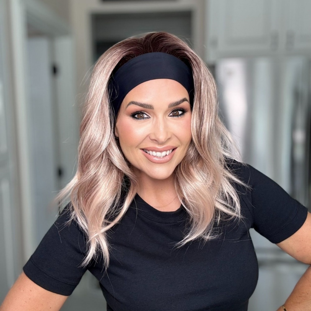 AISOM Kenslay by AISOM Apricrown Soft Wave Headband Wig 16 Inches Heat Friendly Synthetic Wig for Women Ready to Wear Premium Synthetic Fiber Pre-plucked Hairline Natural Looking