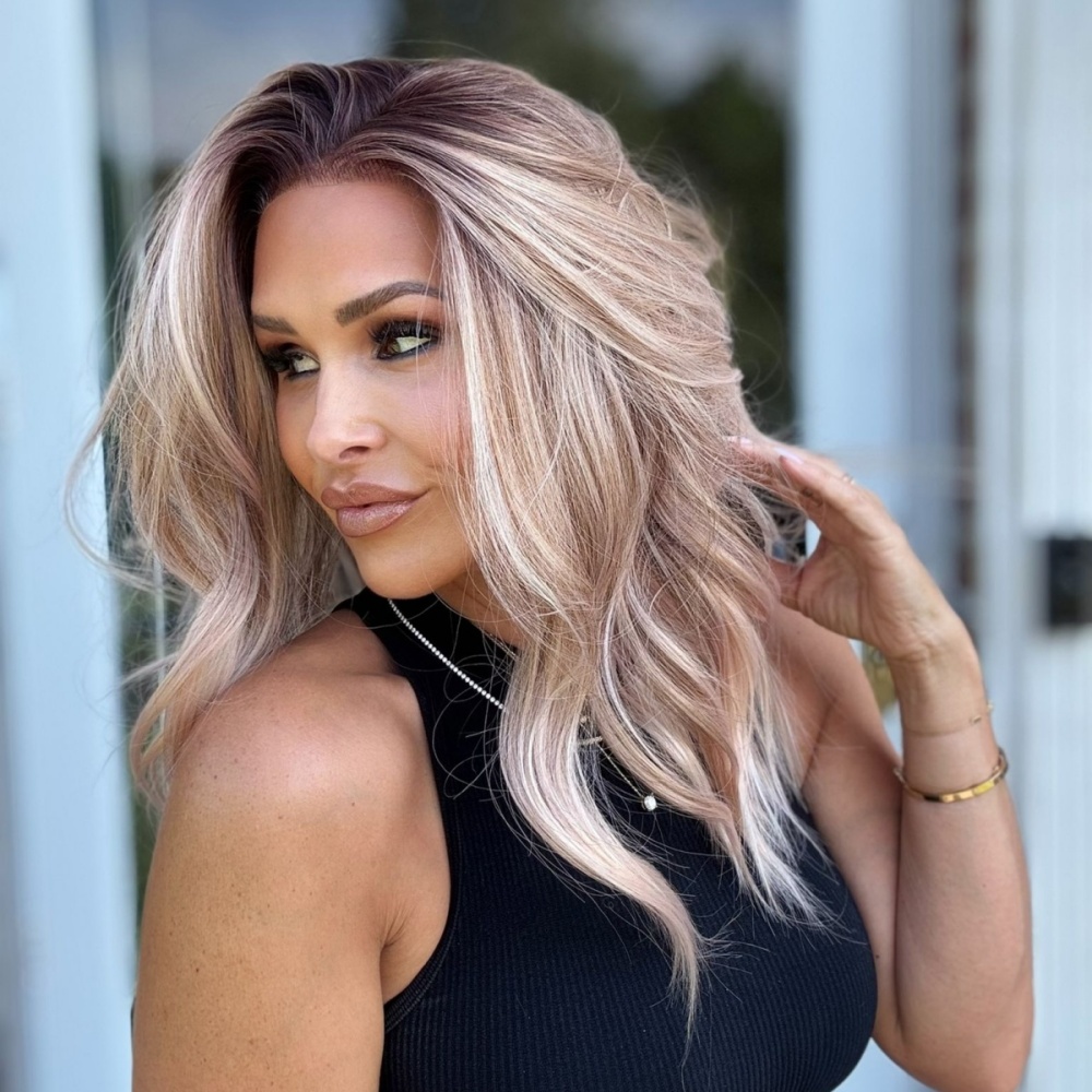 Tori by AISOM Soft Wave 16 Inches Apricot Free Part Synthetic Lace Front Wigs with Scandinavian Hairline Fashion Women Gluless Wig Low Density