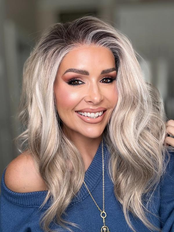 AISOM Sena Mix Ash Blonde Free Part Wave