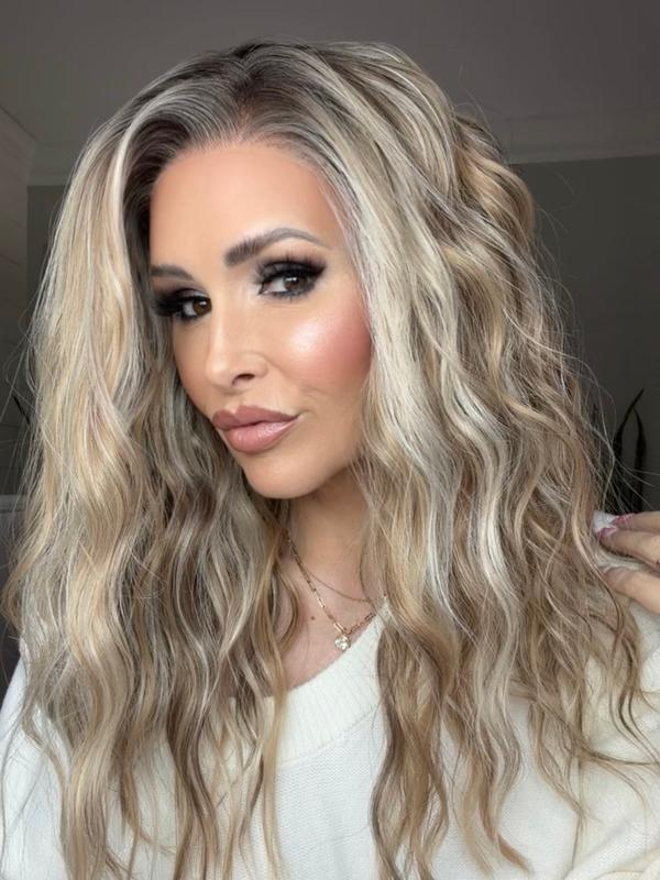 AISOM Mila Mushroom Blonde Water Wave