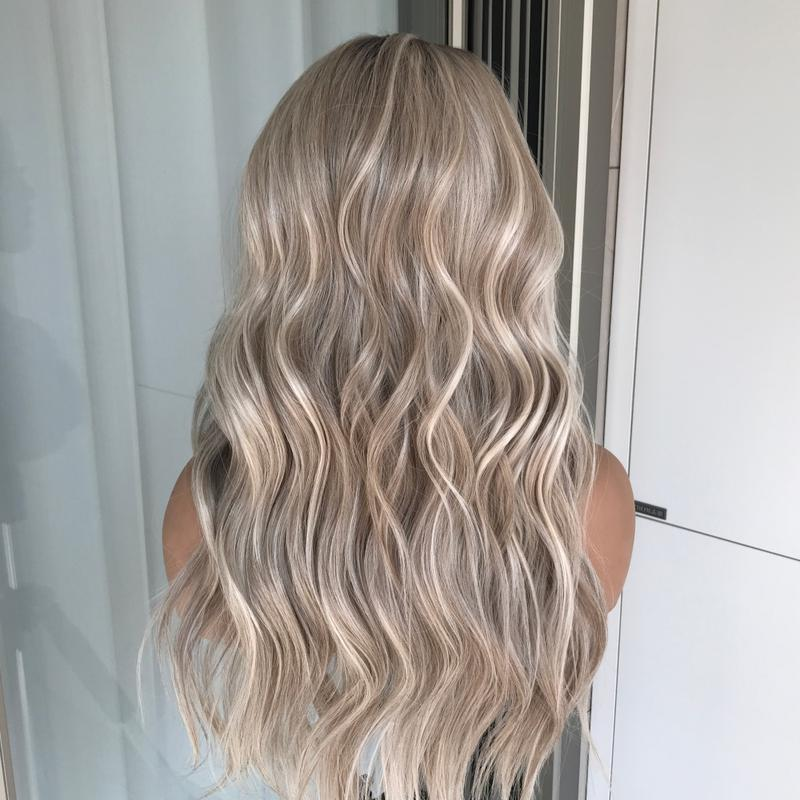 AISOM Selina Ash Beige Blonde Body Wave