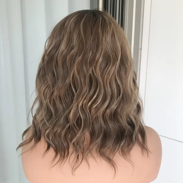 AISOM Chloe Light Brunette Short Water Wave Wig