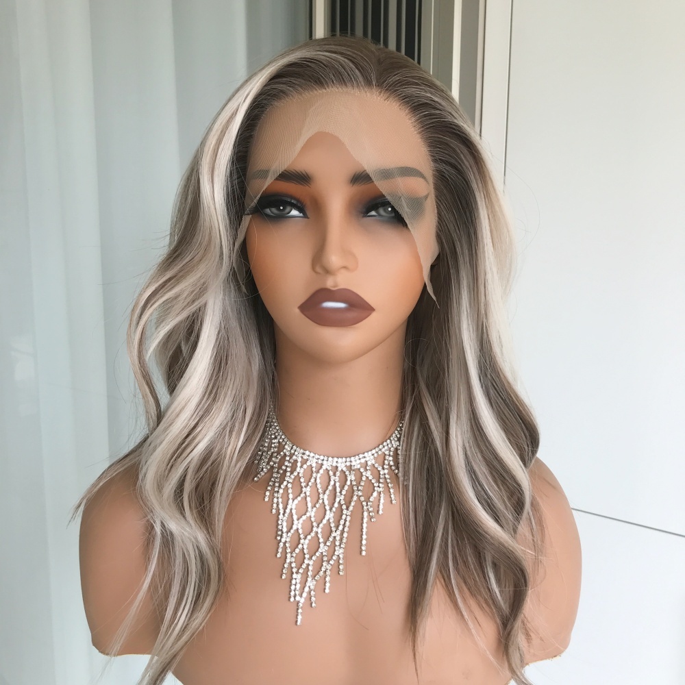 AISOM Tori Buttercream Blonde Soft Natural Wave