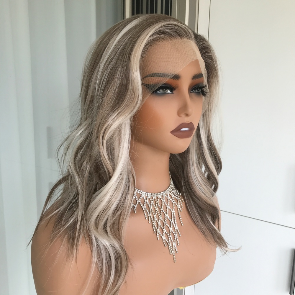 AISOM Tori Buttercream Blonde Soft Natural Wave