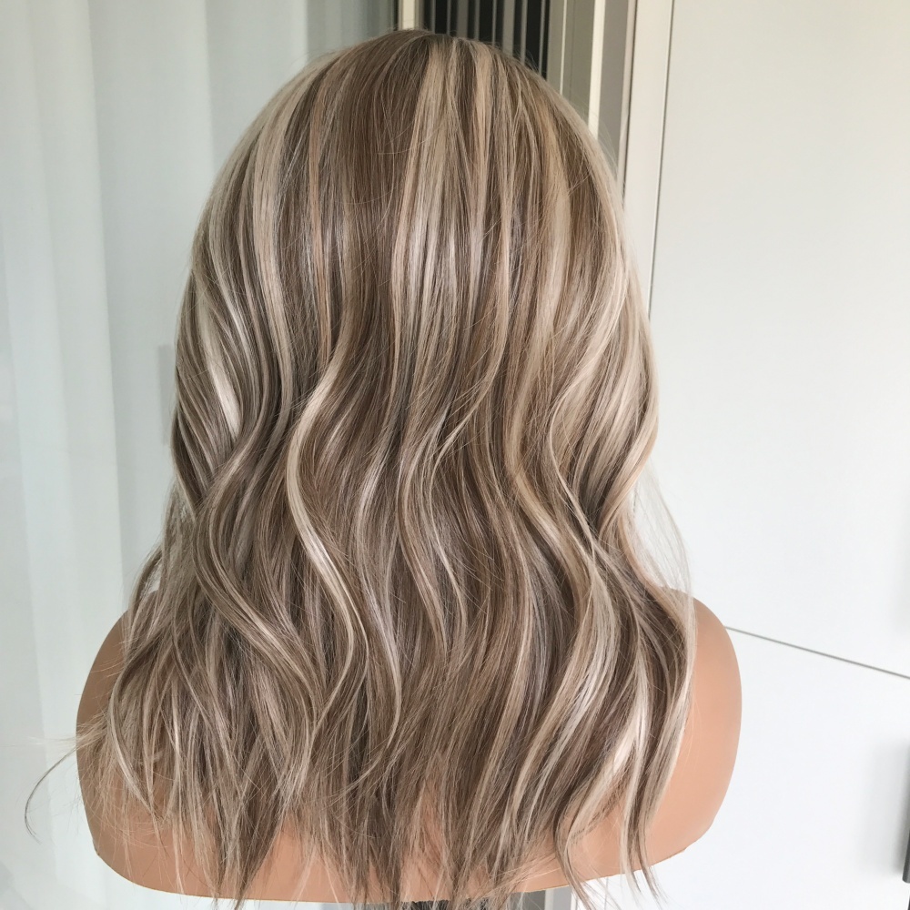 AISOM Tori Buttercream Blonde Soft Natural Wave