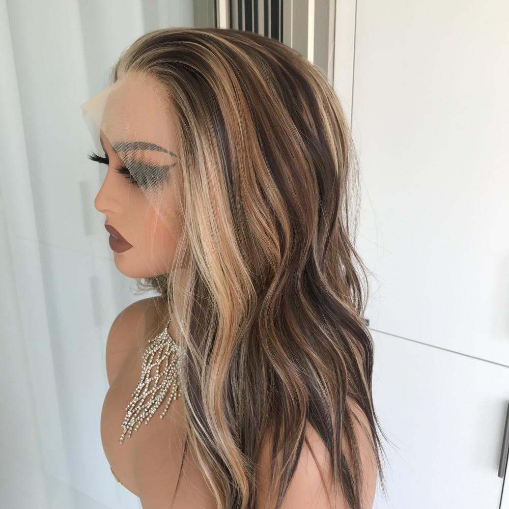 AISOM Tori Sunlit Mocha Natural Wave Synthetic Lace Front Wig