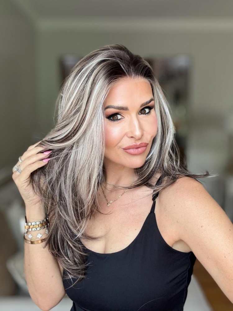 AISOM Jenna Iced Mocha Layered Straight