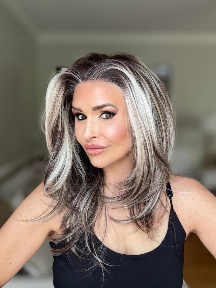 AISOM Jenna Iced Mocha Layered Straight