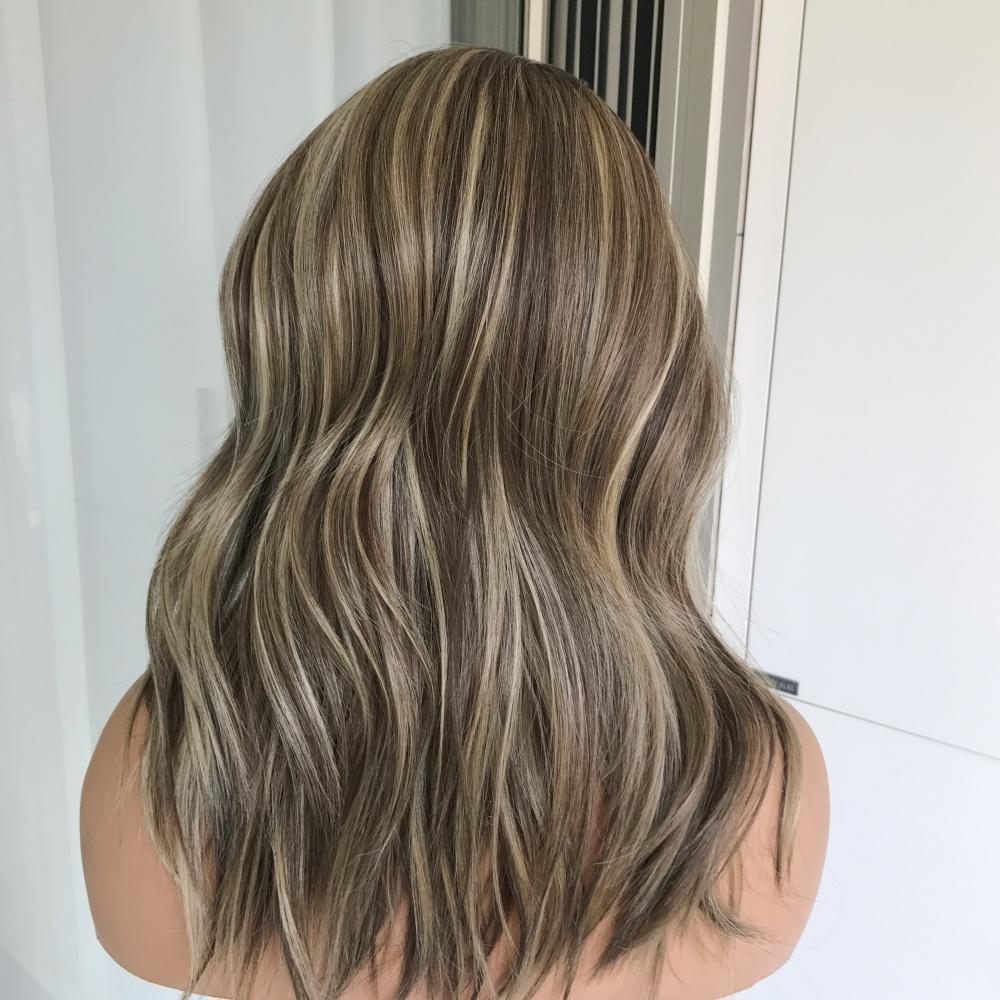 AISOM New Release Tori Soft Taupe Blend Short Natural Wave