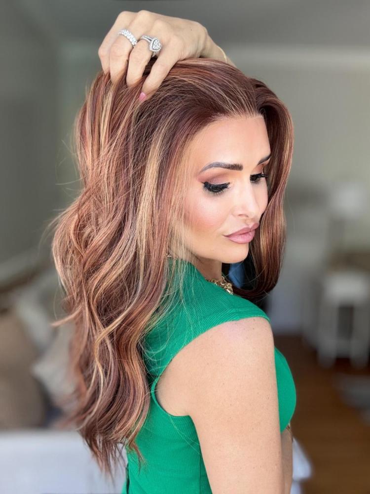AISOM New Release Greta Toasted Maple Loose Wave