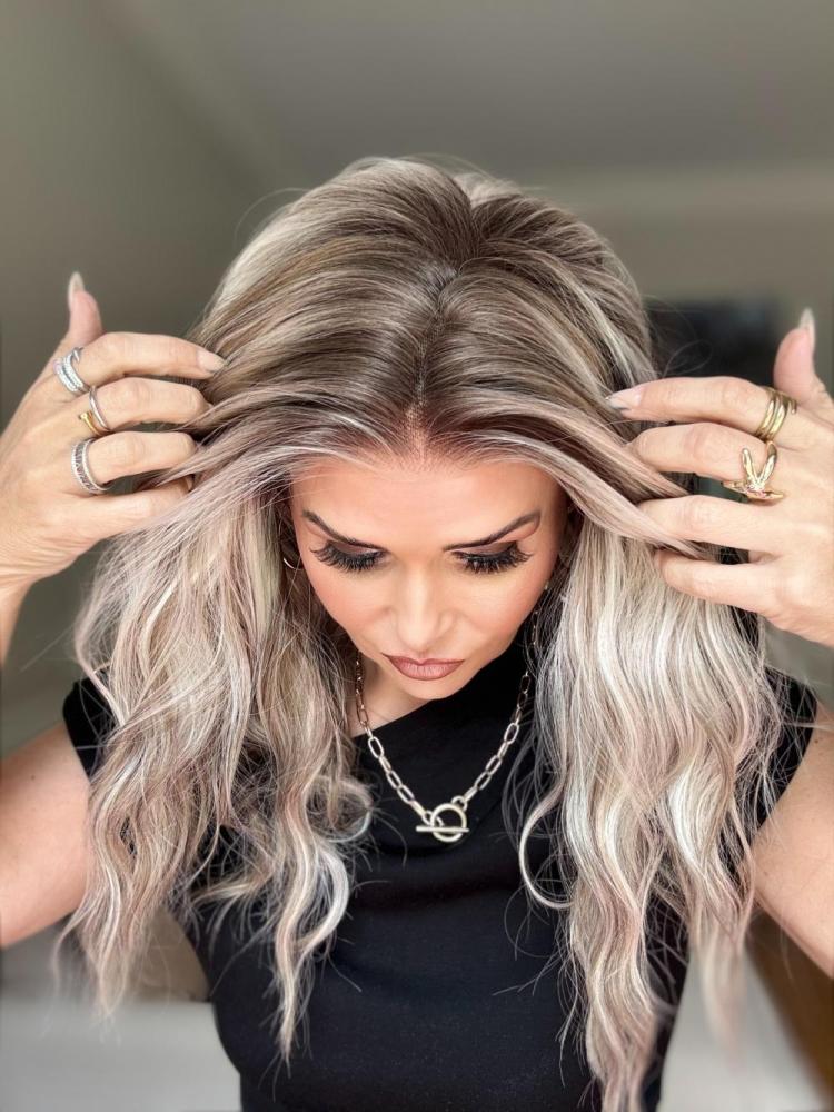 AISOM Mila Buttercream Blonde Water Wave
