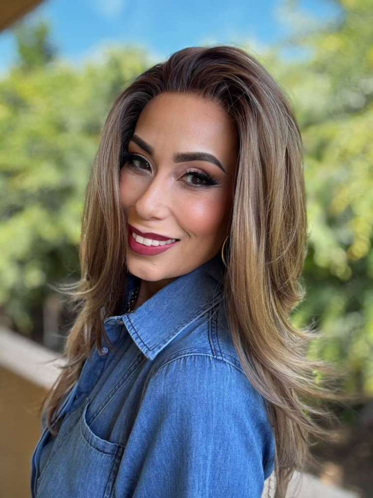 AISOM Jenna Beige Brunette Layered Straight