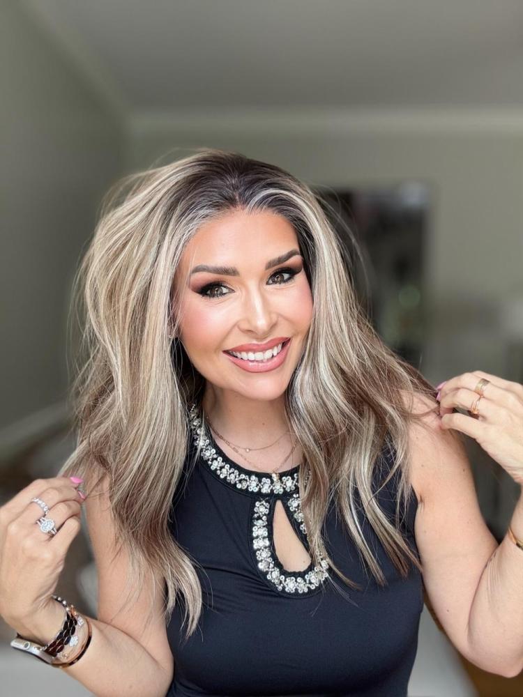 AISOM Tori Hazelnut Soft Natural Wave