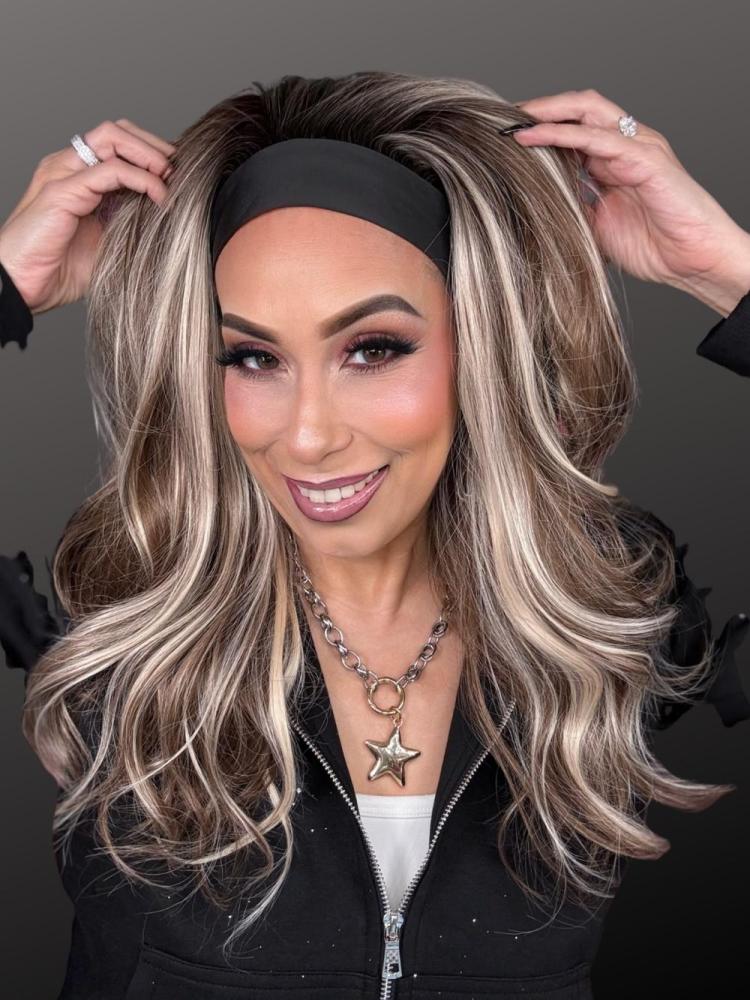 AISOM Cali Vanilla Hazel Soft Wave Headband Wig Wear Go Beginner Friendly Low Density Wig for Women 20Inches Everyday Wig