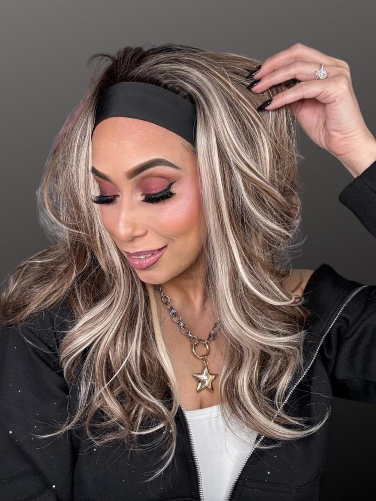 AISOM Cali Vanilla Hazel Soft Wave Headband Wig Wear Go Beginner Friendly Low Density Wig for Women 20Inches Everyday Wig