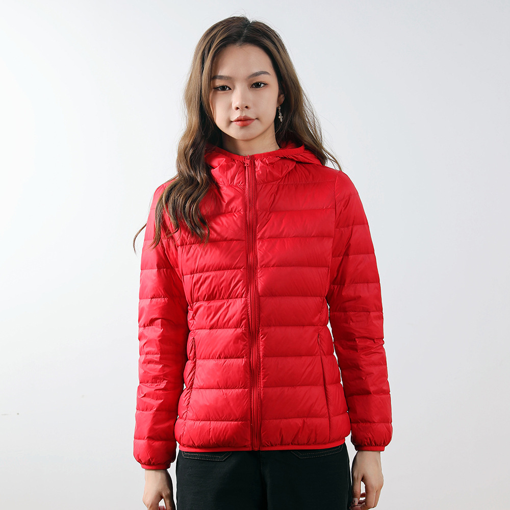 Wantdo Women's Hooded Packable Ultra Light Weight Short Down Jacket