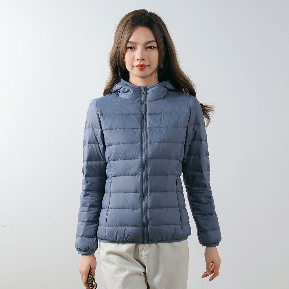Wantdo Women's Hooded Packable Ultra Light Weight Short Down Jacket