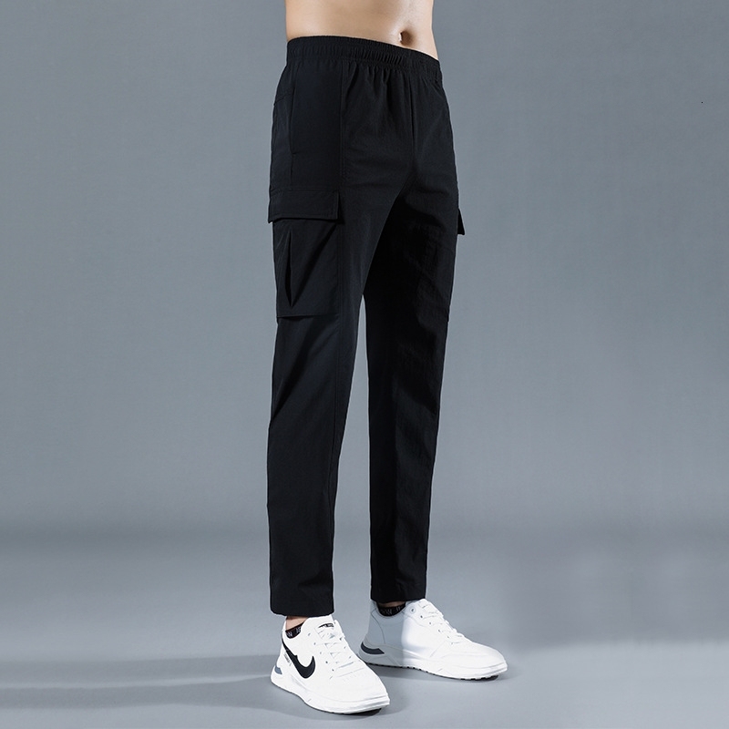 Men's Slim Joggers Workout Pants for Gym Running and Bodybuilding Athletic Bottom Sweatpants with Deep Pockets