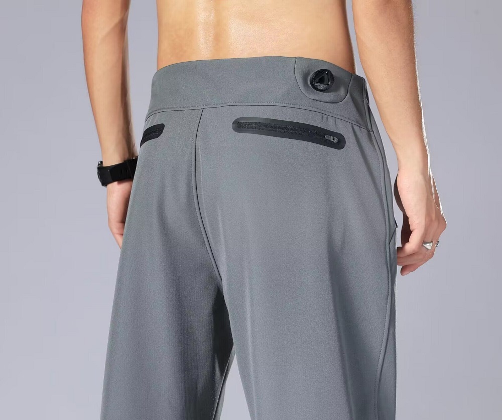 Mens Fleece Cargo Sweatpants Outdoor Sports Joggers Pants Drawstring High Waist Utility Sweatpants for Men with Pockets