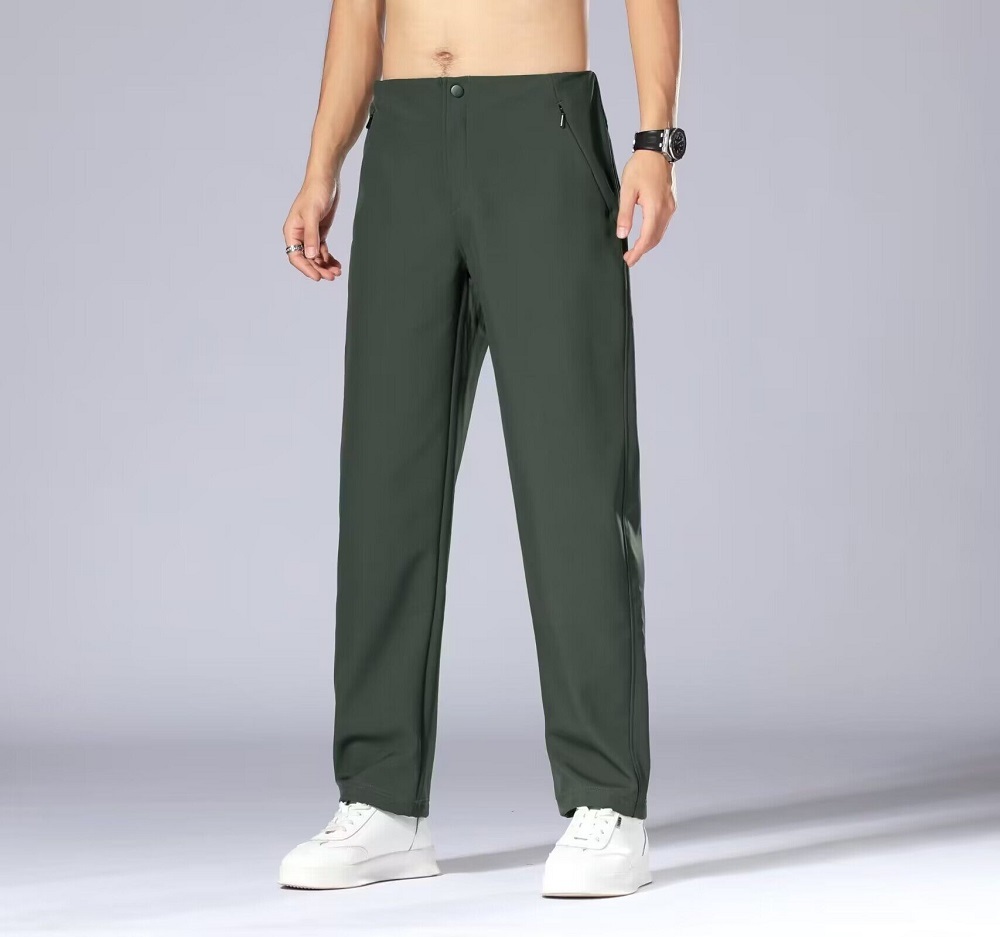 Mens Fleece Cargo Sweatpants Outdoor Sports Joggers Pants Drawstring High Waist Utility Sweatpants for Men with Pockets