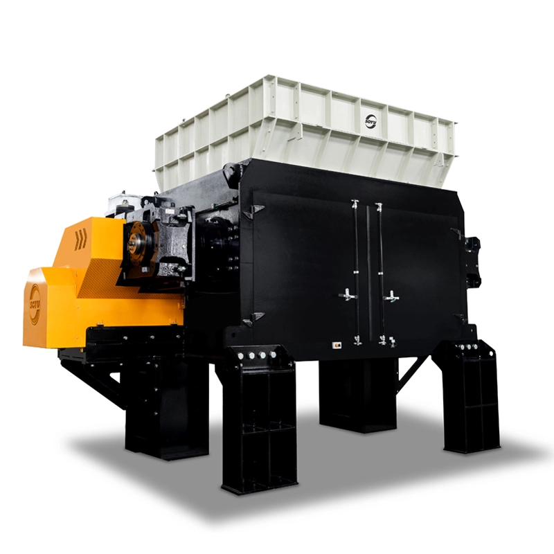 Hydraulic ram, rotor and screen access on the SRD industrial single shaft shredder