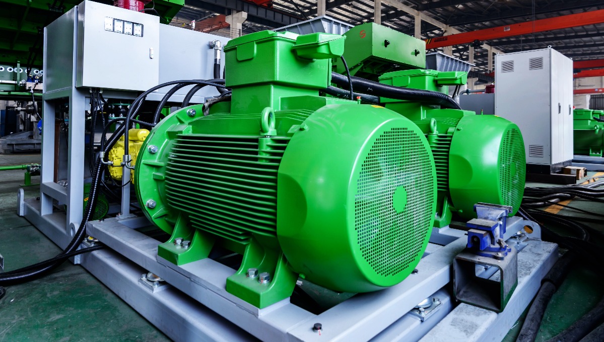 SOYU-shredder-VFD-system-with-Siemens-ABB-components-and-high-power-motors