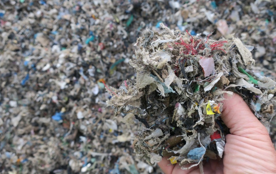High quality RDF alternative fuel output shredded from MSW by SOYU shredder