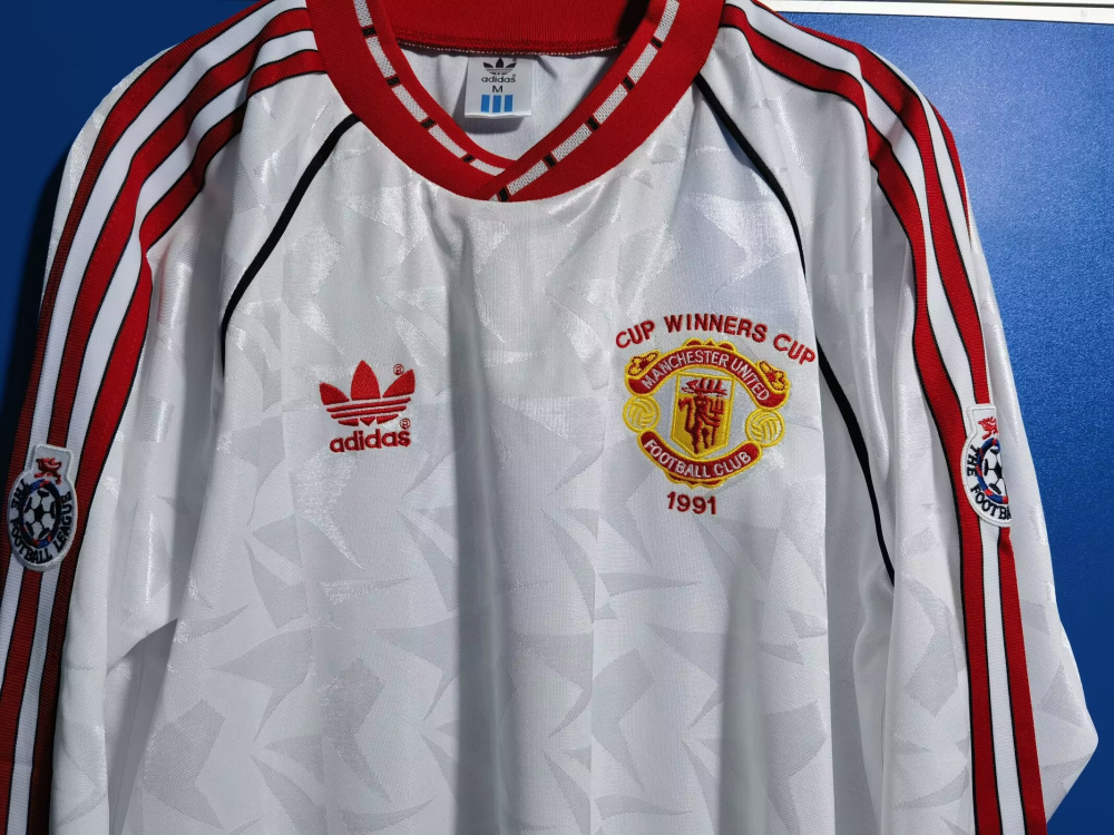 1991 Manchester United Retro Away Long Sleeved Soccer Jersey