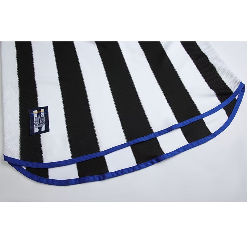 1999/2000 Newcastle United Retro Home Long Sleeved Soccer Jersey